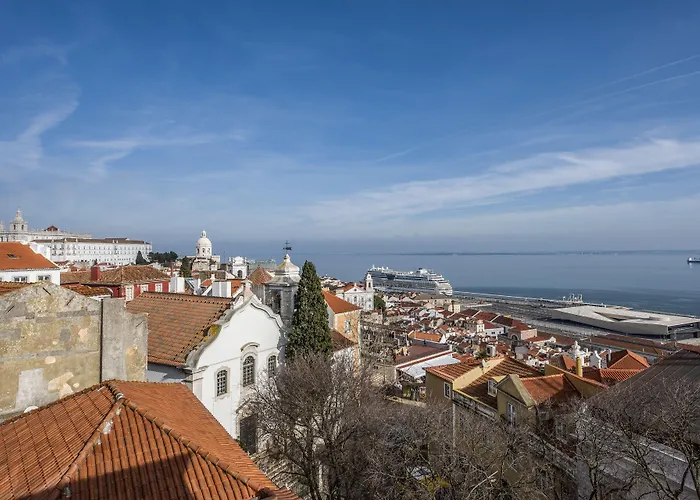 ホテル サンティアゴ デ アルファマ ブティック リスボン