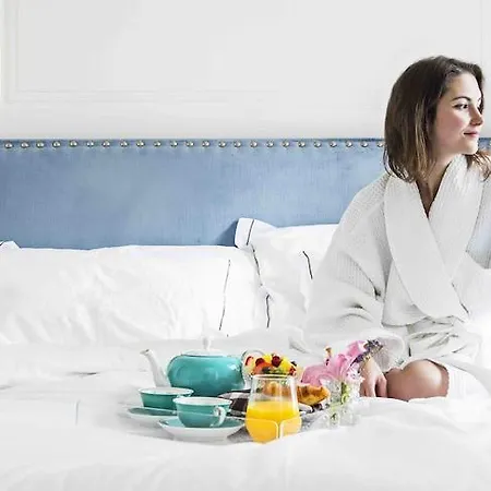 Santiago De Alfama - Boutique מלון 5*