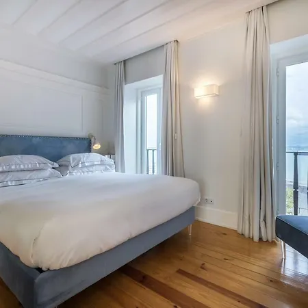 Santiago De Alfama - Boutique מלון 5*